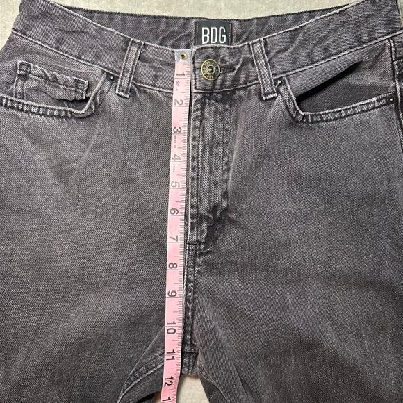 BDG Jeans Women Size 26 *27x28.5 Mom Fit 90s Faded Black Denim High Waist Casual - Picture 6 of 13